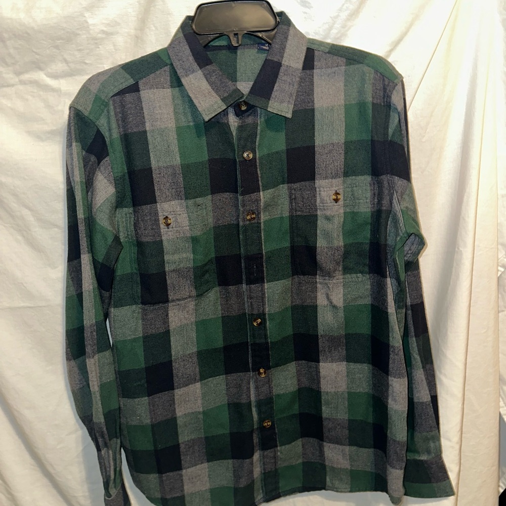 Green and Black Casual Flannel Shirt with Traditional Plaid